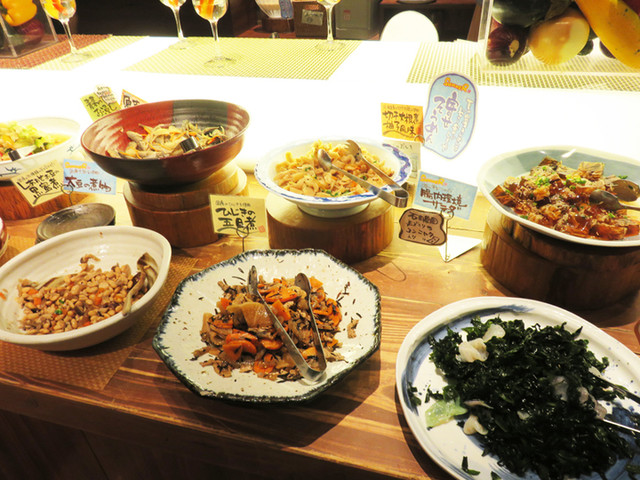 野の葡萄 ぶどう福岡グルメ情報 エフクリックバイキング・無添加