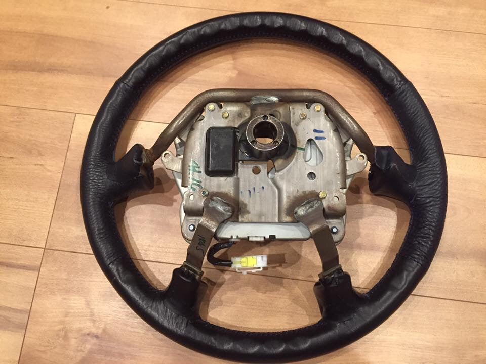 ステアリングの革巻きカバー 編み式 装着: ランエボからN-WGN経由ポロGTI日記 つるかめつるかめ