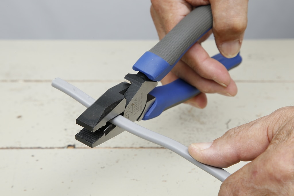 DIYにも使える！ハッカーを使った結束線の結び方DIY工具紹介部