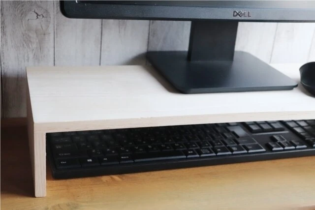 100均のモニター台・パソコン台がおすすめセリア・ダイソー・キャンドゥランク王