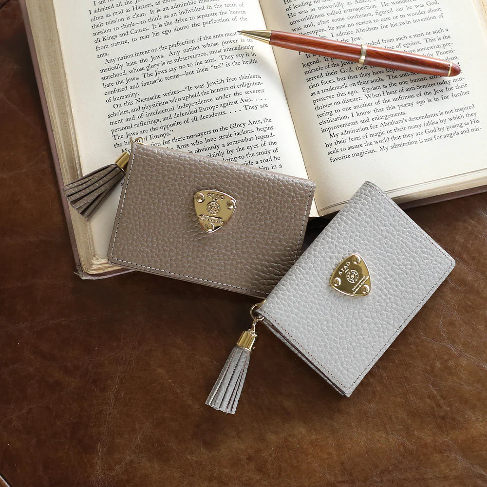 楽天市場 新入社員 名刺入れの通販