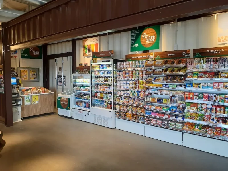 4 いよいよ完成。かっこいいコンビニが出来ました。技術・ソリューション三井住友建設