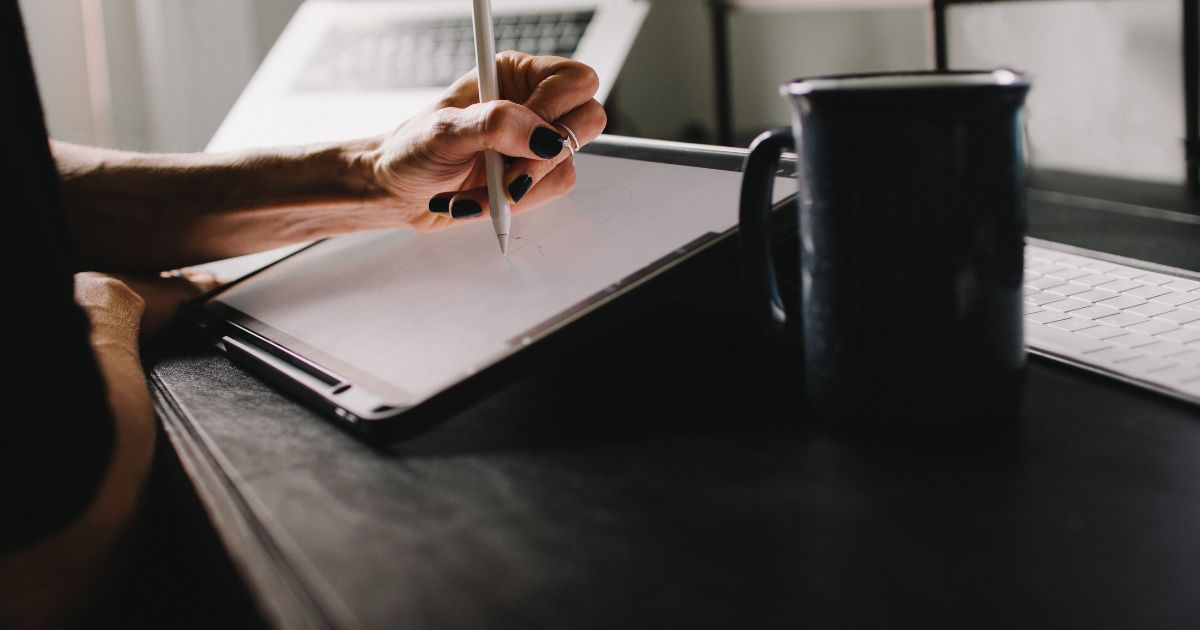 副業から始まった。プロイラストレーターとして活躍する3人の軌跡 －MUGENUPが提供する働き方とは？－いちあっぷ