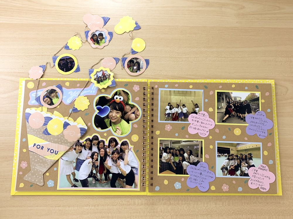 写真もメッセージカードも簡単に作れる！友達の誕生日に贈るポップで元気な寄せ書きアルバム 手作りアルバムアルバムキッチン