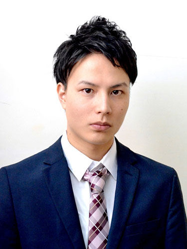 ビジネスマン向き メンズは清潔感重視で！今人気の髪型はコレ！バングス