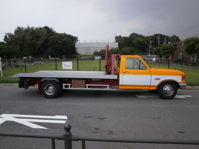 広大な農場で使うのにちょうど良い！軽トラやデリカなどの実用車の旧車も海外で人気急騰旧車王マガジン