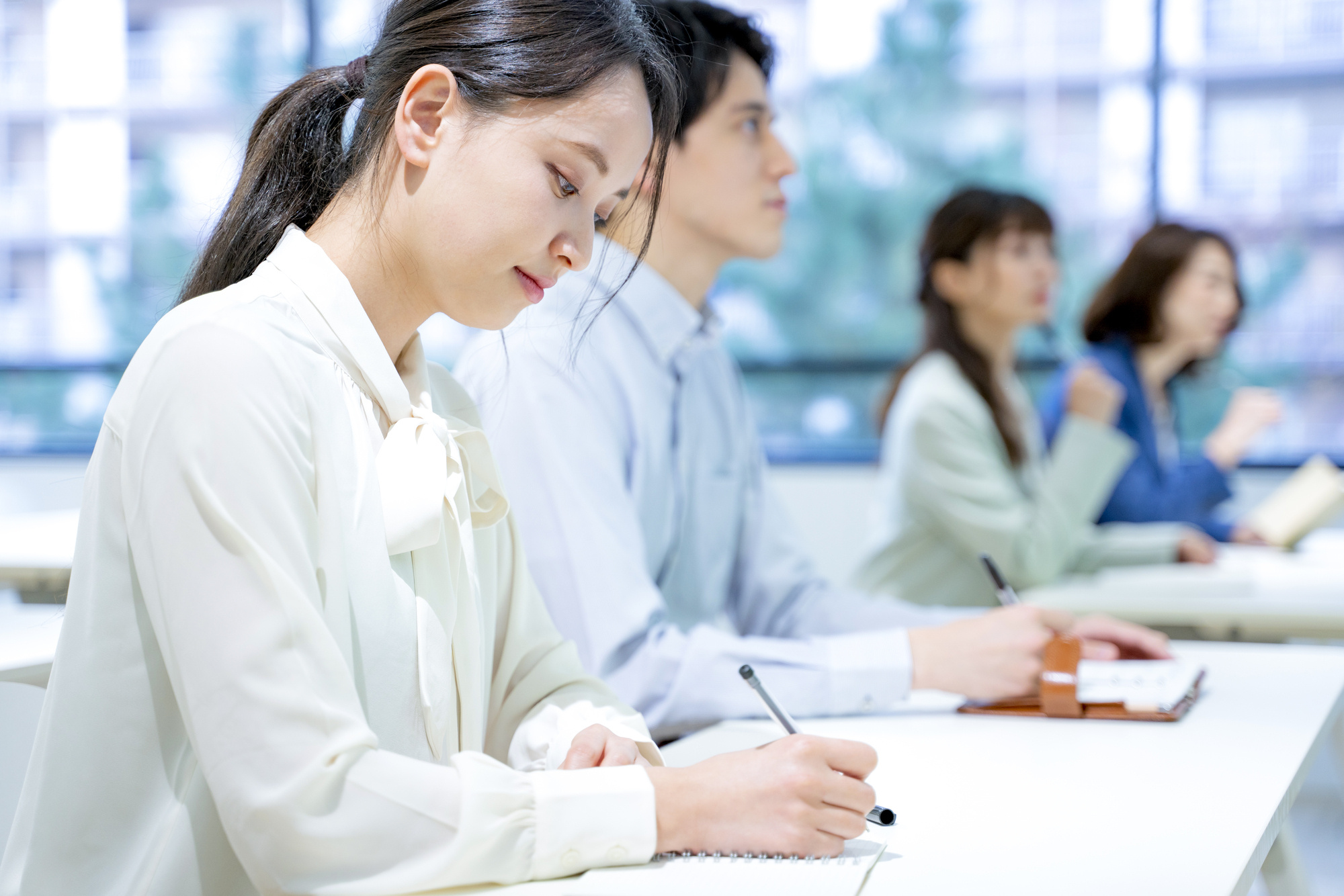 仲間意識を育てるのもリーダーの役割 - 風土改革・組織開発・対話ならスコラ・コンサルト