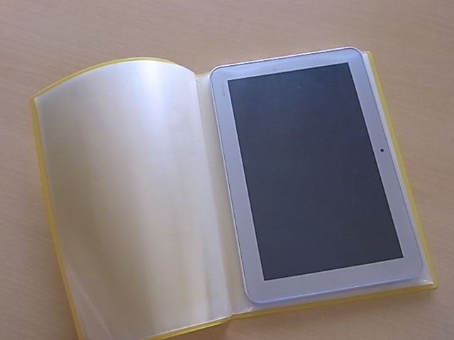 セリア商品たった4つ！充電もできるスマホ タブレット スタンドを簡単10分DIY！ハンドメイドの作り方・アイデア暮らしニスタ