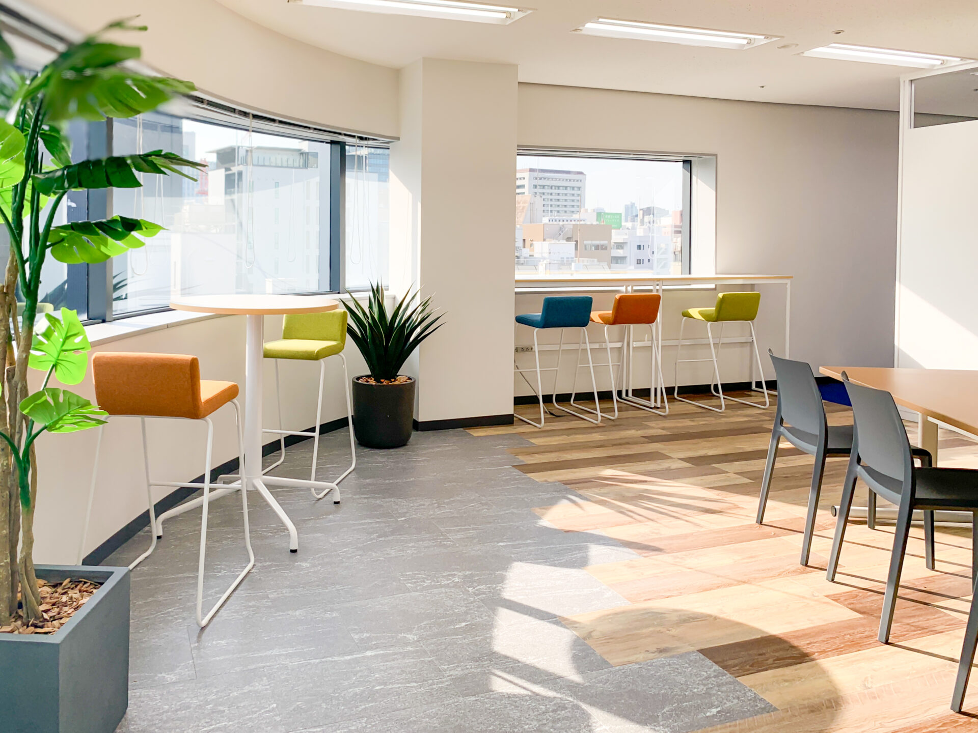 オフィスインテリアにこだわるべき理由と選び方おしゃれなオフィス事例も紹介 - IRISTORIES - アイリストーリーズ