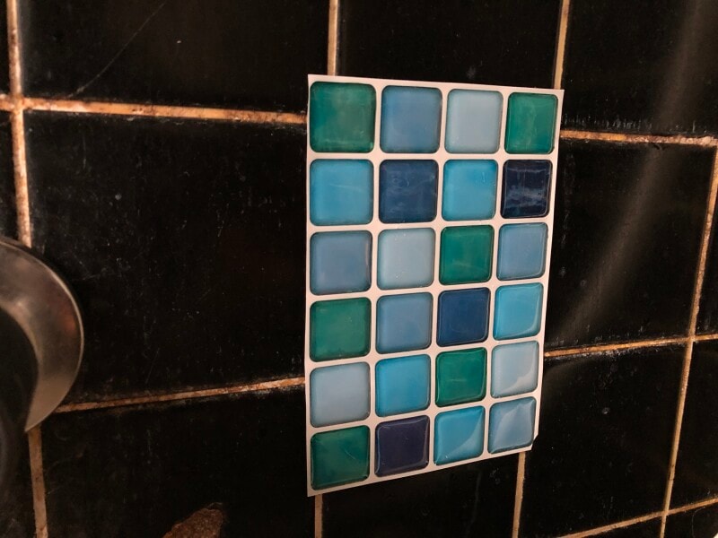 ダイソーのシール剥がしはこれを買って！全アイテムを比較して分かったこと - macaroni