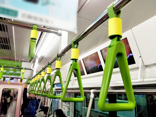 つり革広告 アドストラップ 電車広告.com電車広告ドットコム日本最大級の電車広告検索サイト 電車広告の情報満載