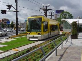 蓄電池電車試験開始式