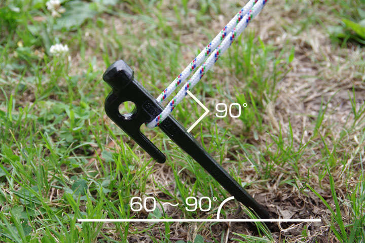 テント設営のコツはペグとガイロープの角度にあり！ ペグ打ちの基本を知って脱初心者キャンパーsoto lover - ソトラバ