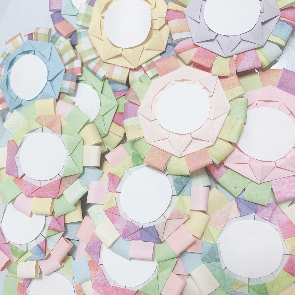 手作りパスケースの作り方 型紙不要！紙でおしゃれなカードケース