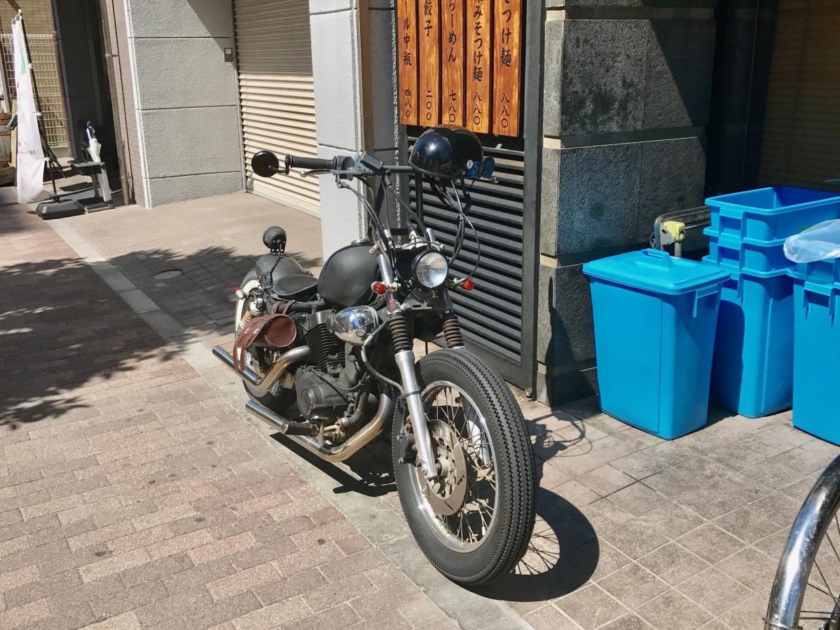 バイクの駐車禁止 看板H45×W60cm 無断駐車 駐車厳禁 バイク 駐輪禁止 自転車置き場 駐輪場 シール T2-11ST :看板ならいいネットサインヤフー店 - 通販 - Yahoo!ショッピング