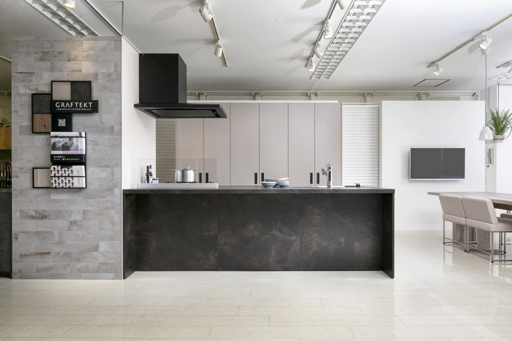 中古住宅のキッチンに鉄の塊「メルクリオ」を設置する！築20年中古で買ったマイホーム＃11DIY MAGAZINE