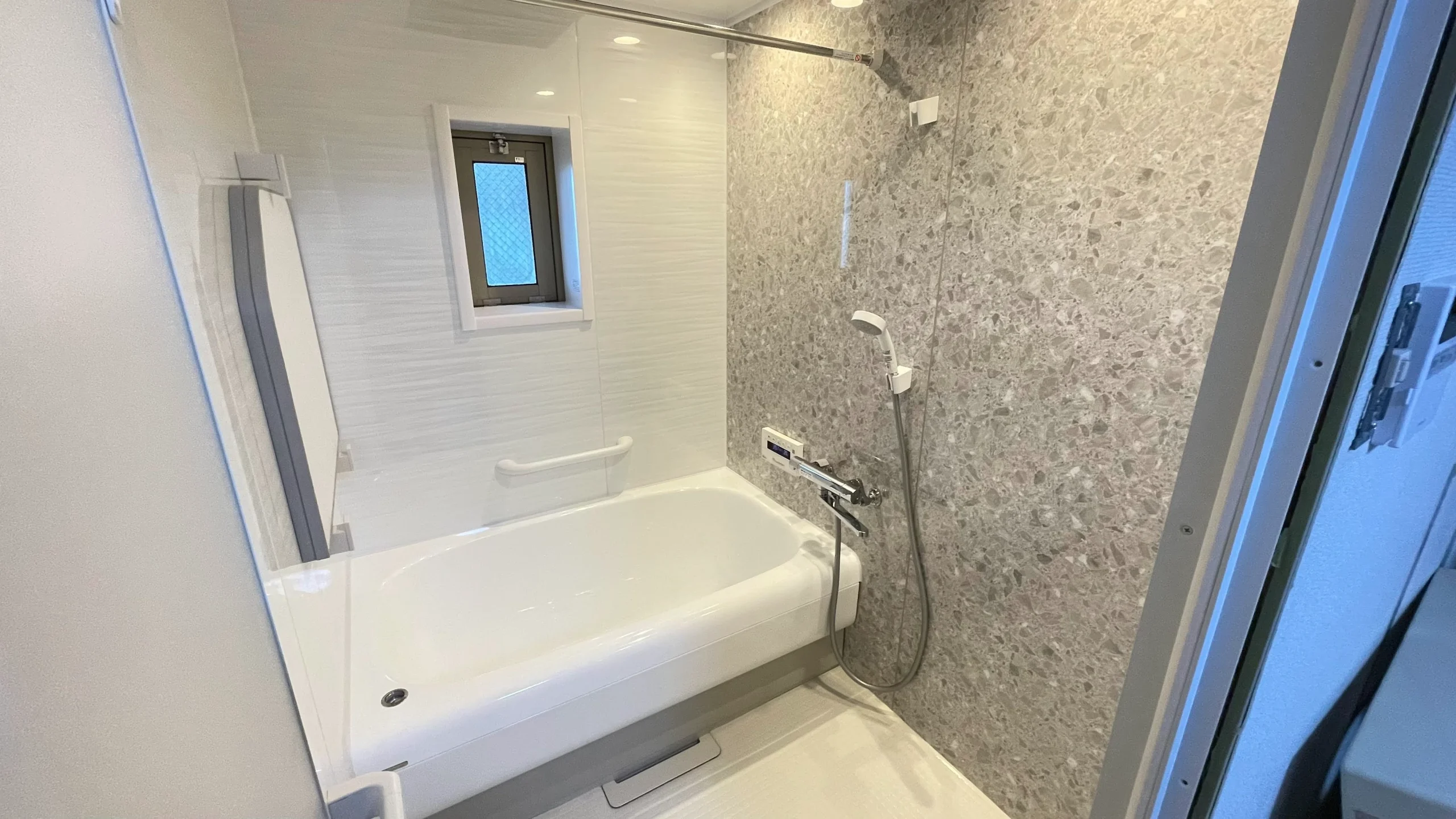 システムバス・ユニットバストクラス システムバスルーム YUNO ユーノCOMFORT LIFE エルゴタイプ 標準仕様 1618タカラ住設ショップ