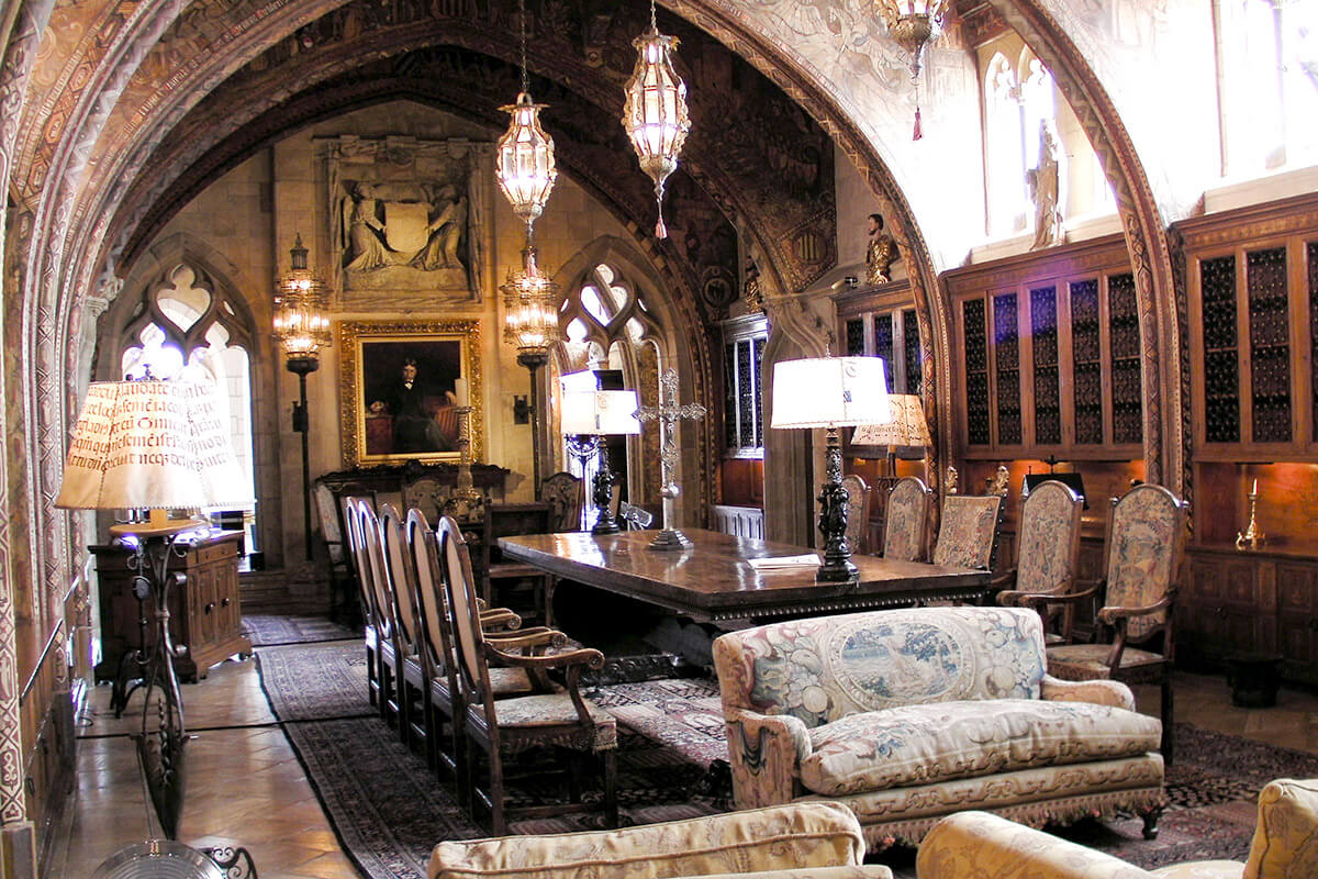 ドレイクの所有する米ロサンゼルスの豪邸が約120億円で売り出し中Hypebeast.JP