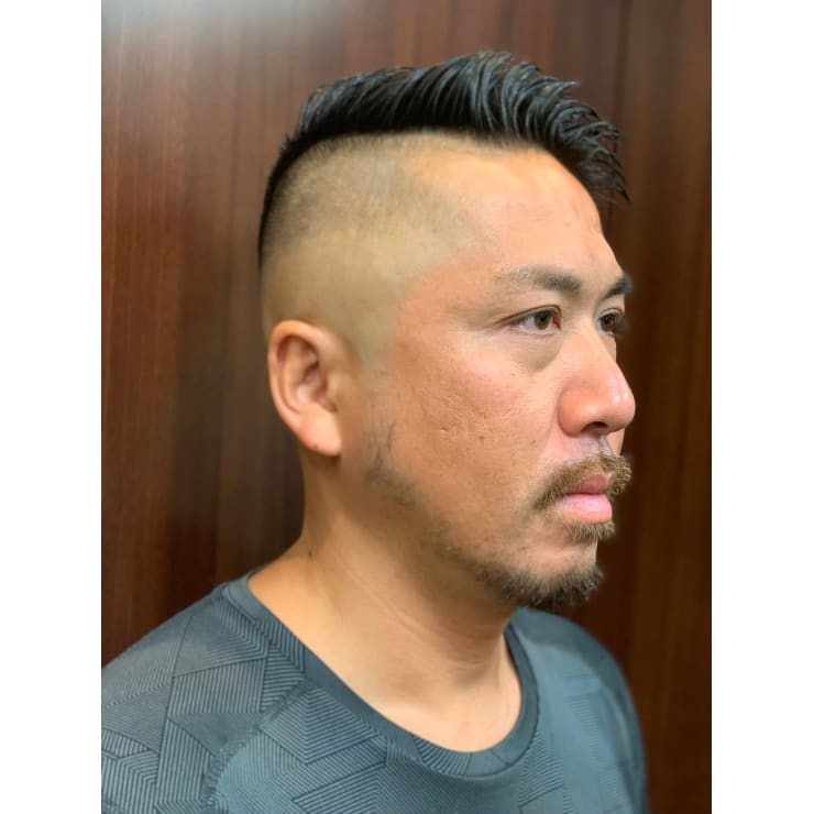 震災刈りフェードサイドパート 理容室銀座新橋ショHIRO GINZA 新橋店 理容室ヒロギンザシンバシテン のヘアスタイル美容院・美容室を予約するなら楽天ビューティ