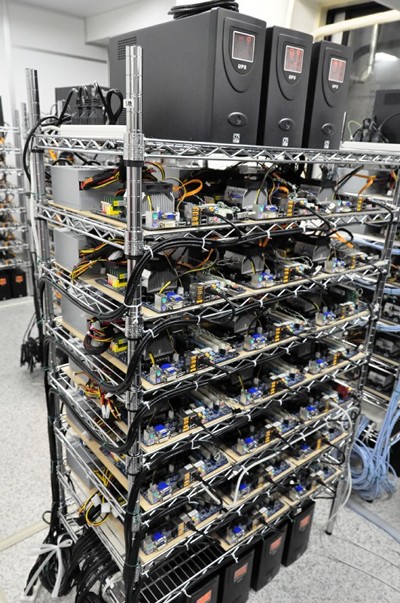 DIY 4本柱サーバーラックの作り方 : r homelab