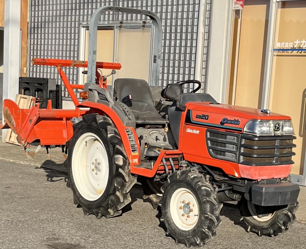 クボタ トラクター KL31RFQMARL170R 1243時間 31ps エアコンキャビン 中古 広島 かわかく農機株式会社かわかく農機 農機の販売・整備メンテナンス