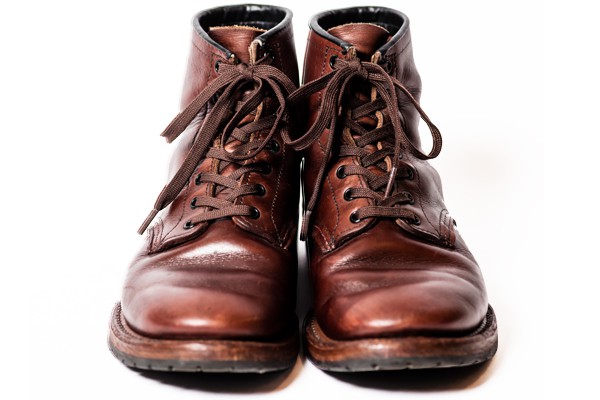 Redwing 3343 Blacksmith 🇺🇸 新作出ましたね、ブラックスミス。 3340「ブライアーオイルスリッグ」こりゃかっこいい。ブラックスミスは本当に名作のビールなので、できることなら全部揃えてやりたいくらいなのですが、もうすぐお子が生まれるので、できる限り節約し