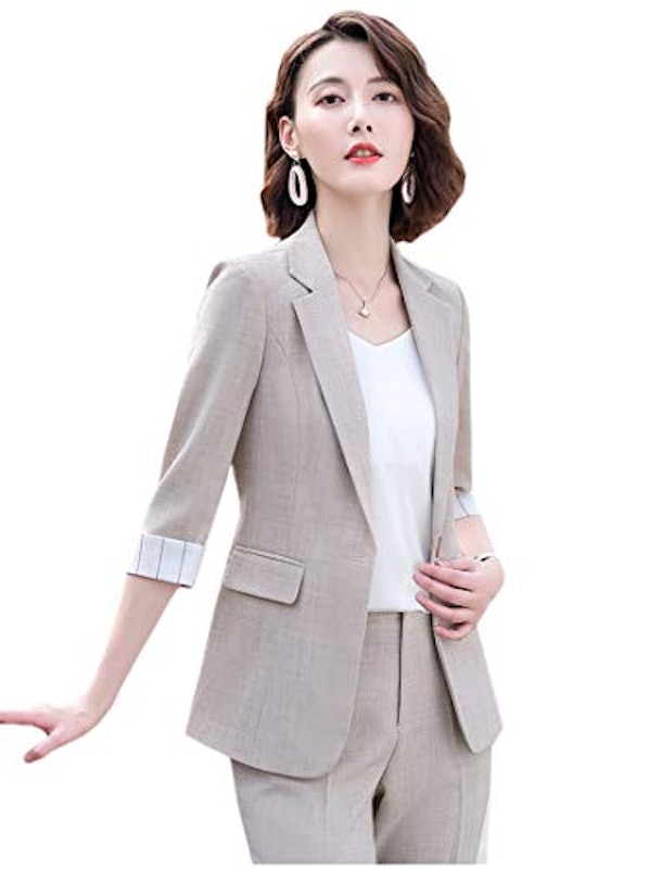 転職面接ではスーツが基本！印象が良くなる着こなしをプロが伝授！すべらない転職