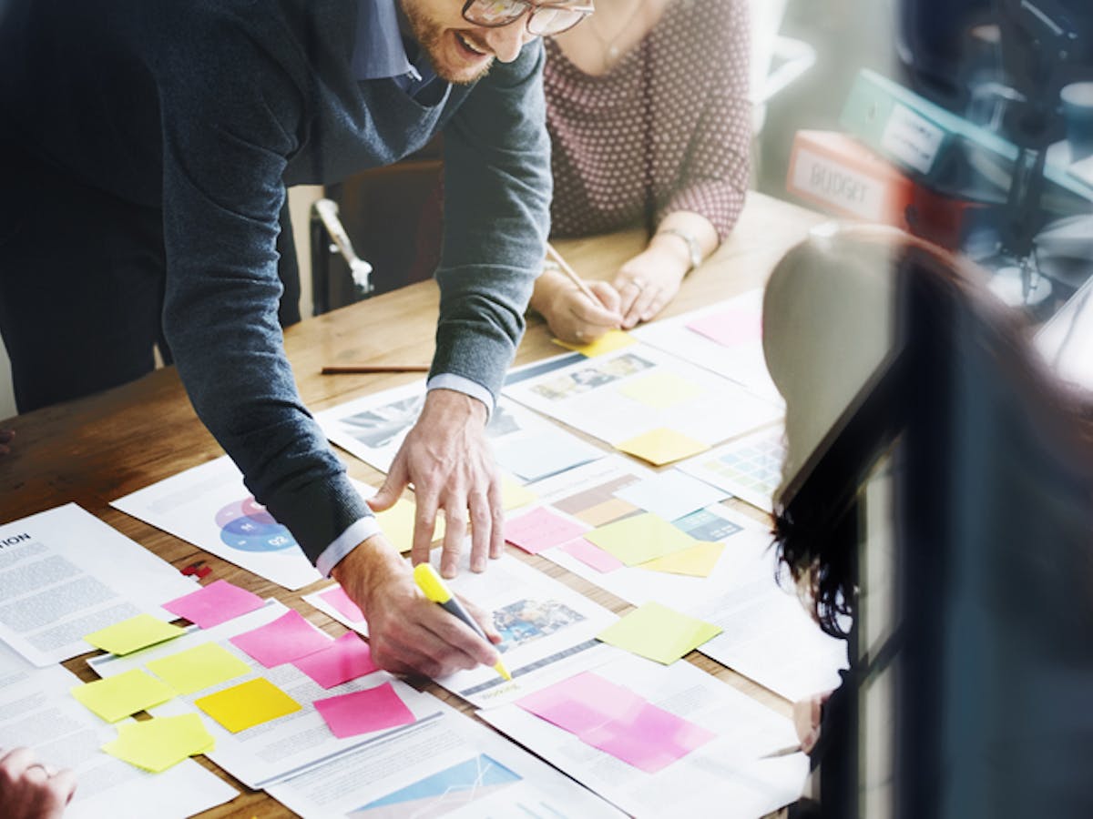 ご報告までに連絡いたしました」ビジネスでの意味と例文集。メールの書き方と正しい敬語の文法KAIRYUSHA – ビジネス学習メディア