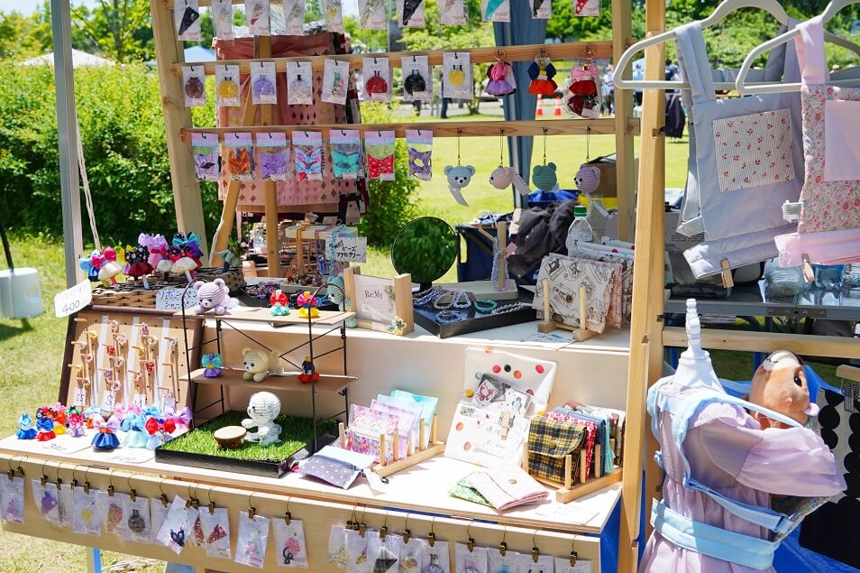 フリーマーケットを楽しもう！ 初めてのフリーマーケット出店で失敗しないために！！ 初めてじゃなくても失敗しない為の参ジュン わくわく フリーマーケット