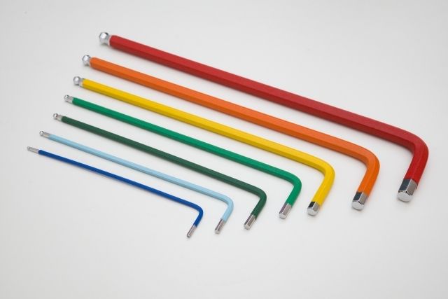 六角レンチは100均セリアキャンドゥで売ってる？セットはダイソーで！100均女子