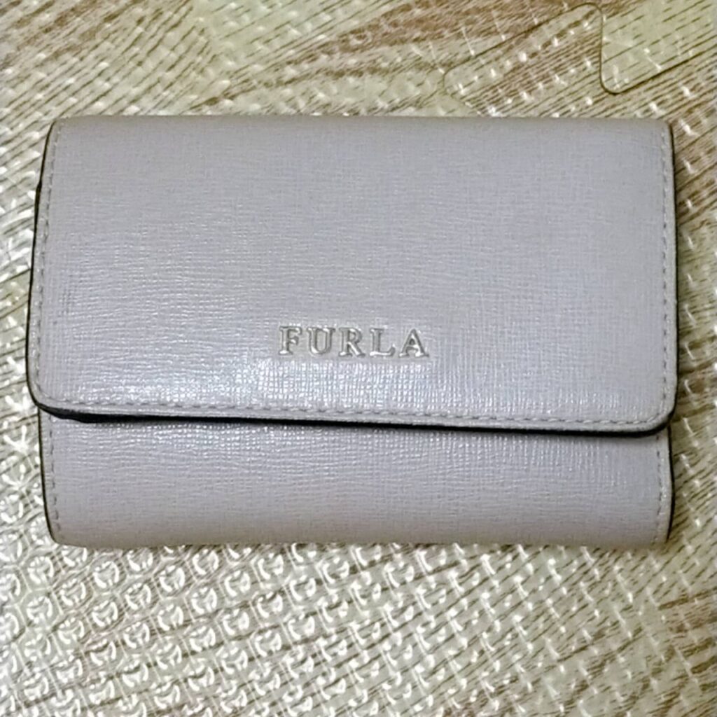 スマート女子”の財布とその中身。 開運へのヒント満載の最新お財布事情とは