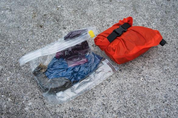 ワークマン レディース レインジャケット レディース ストレッチ パーフェクト R600LJ workman ワークマン レインウェア レディース防水 透湿 アウトドア 軽量 雨合羽 自転車 通勤 通学 おしゃれ ストレッチ 耐水 撥水 -ワールドギフト カヴァティーナ - プレゼント