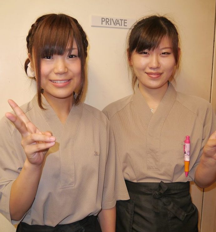 飲食店の身だしなみはマニュアル化しよう！チェック項目別に紹介 - 飲食店の開業資金 融資・経営サポートならFOODGYM フードジム