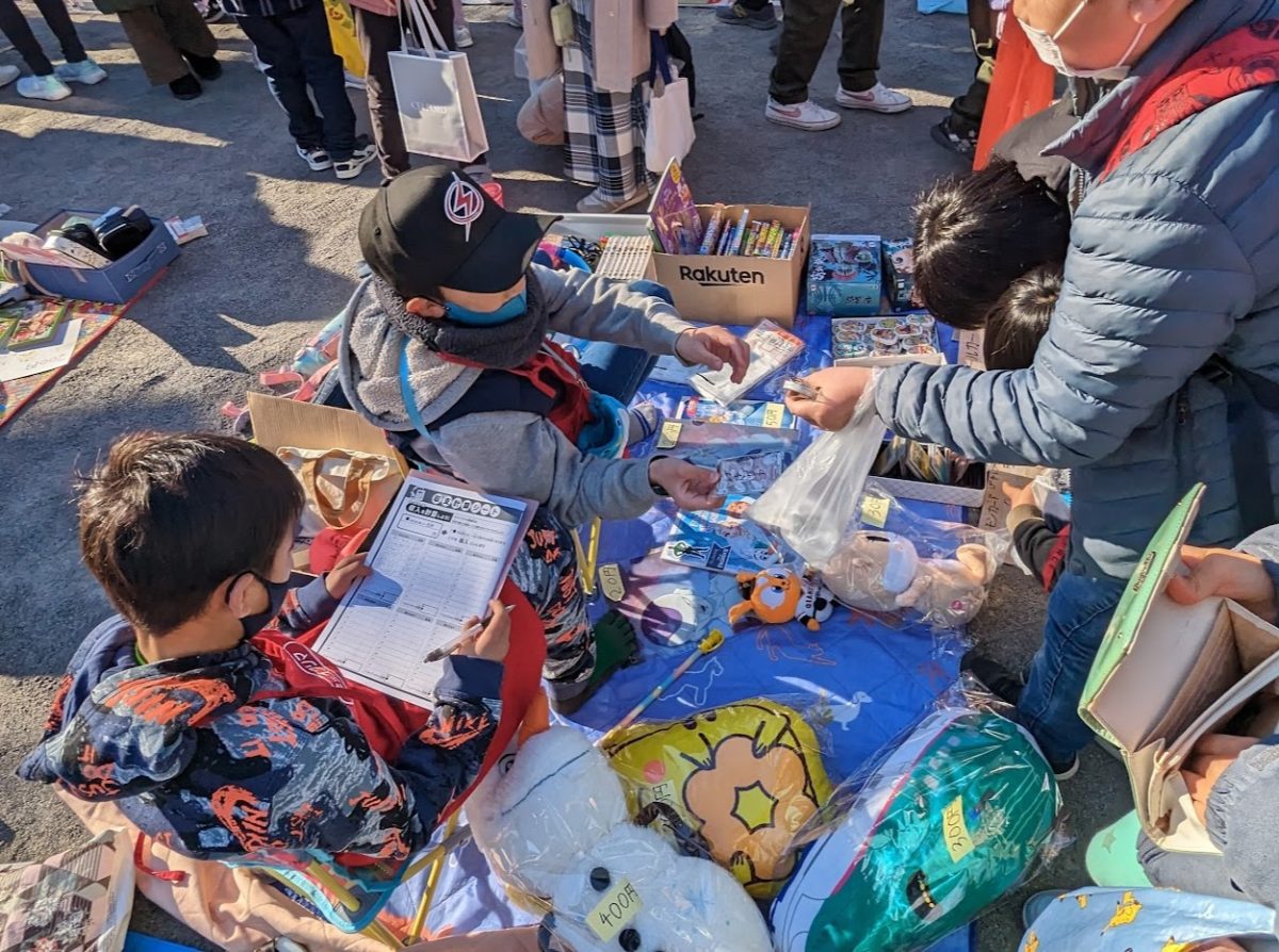 お値下げご相談ください！！ 未使用 大人のマジック講座セット フリーマーケットの陳列