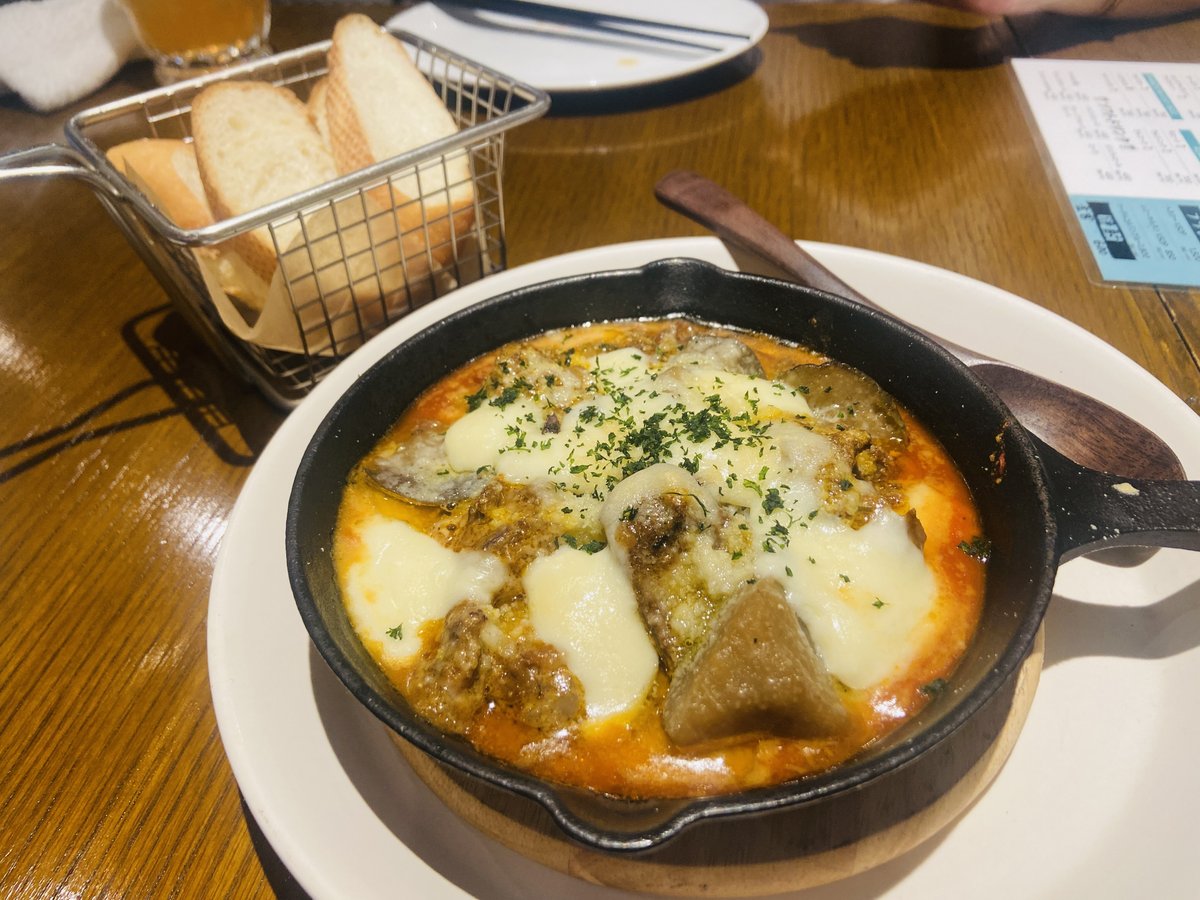 東京芝浦 洋風居酒屋「ジョン・コリンズ」。横浜発・チョコとグッチの放浪癖