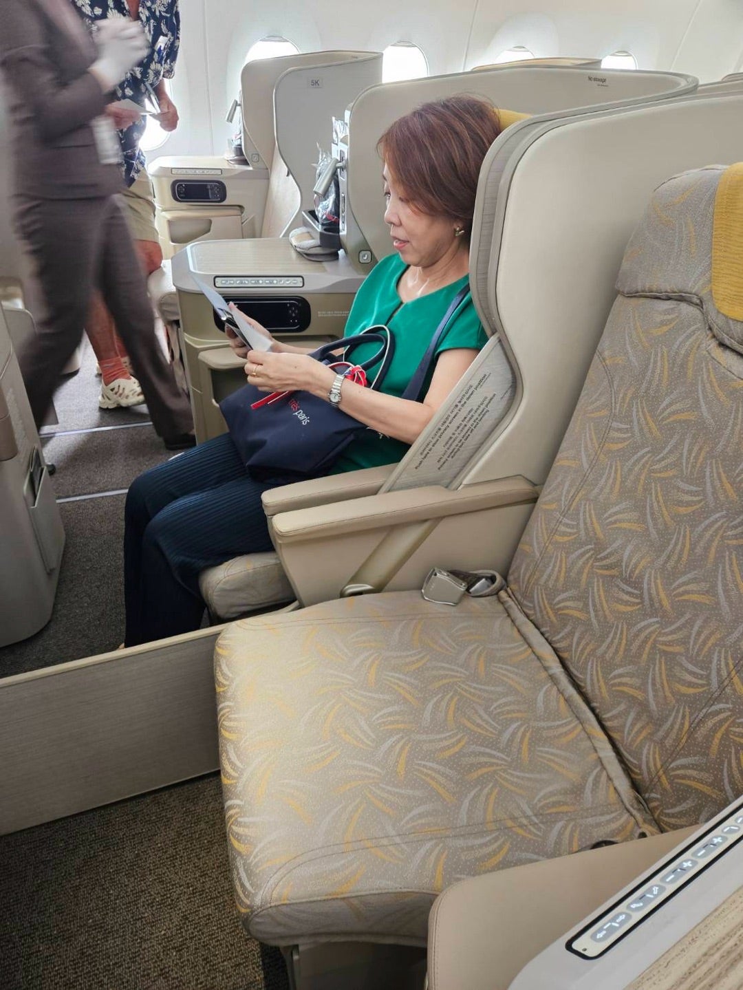 アシアナ航空 A333 ビジネスクラス搭乗記 仁川→成田私が旅した絶景リゾート