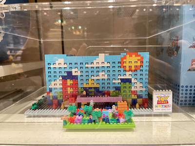 ナノブロック トイストーリーホテル ギフトプラネット限定 ディズニ