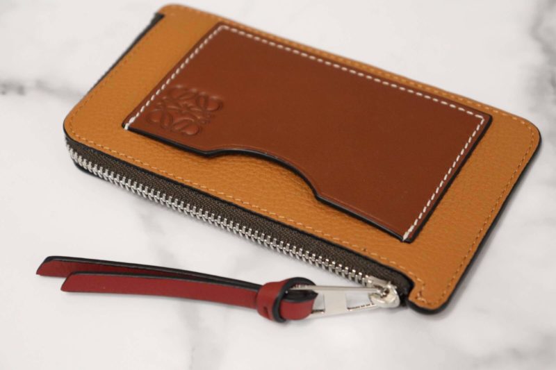 新作LOEWE ロエベ コインカードホルダー 美品 発送が28日以降になります - メルカリ