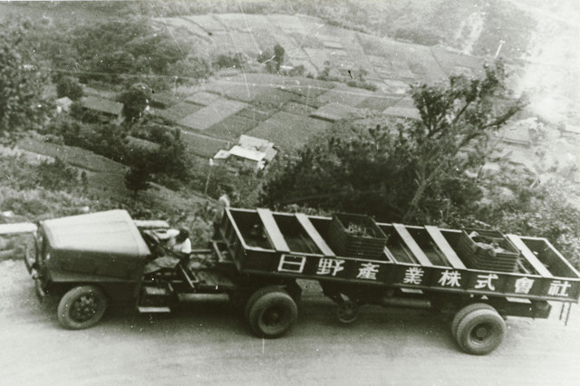 レトロ 日野の大型トラック 雅蔵雅蔵のブログ雅蔵 ＥＢＤ－ＤＡ６３Ｔ - みんカラ