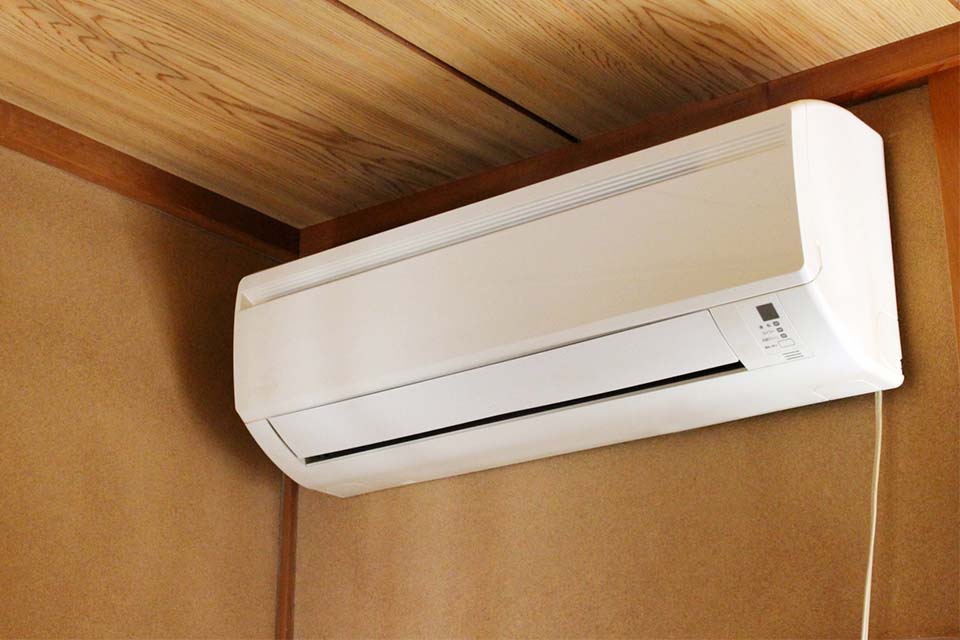 石油ファンヒーターからエアコンへ