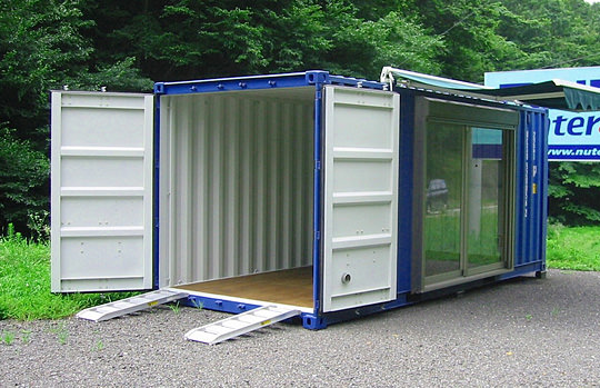 おしゃれなコンテナハウスの魅力と価格！中古コンテナには住める？後悔しないためのQ＆ASUUMOお役立ち情報