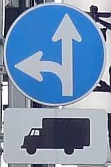 道路標識、正しく理解していますか？ - 大型機械や重量物運搬でお困りの方は、岩瀬運輸機工にご相談下さい