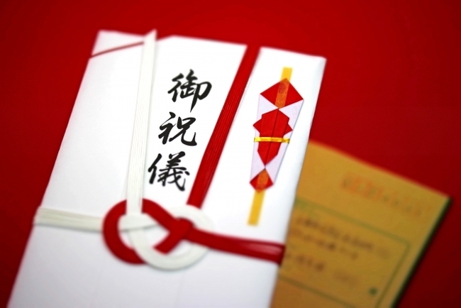 現金書留封筒とのし袋サイズ比較結婚式欠席でご祝儀の送り方
