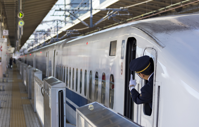 EduTown あしたね鉄道車掌 古宮 由基さんの職業インタビューキャリア教育・職業調べ・教育総合サイト エデュタウンあしたね 東京書籍