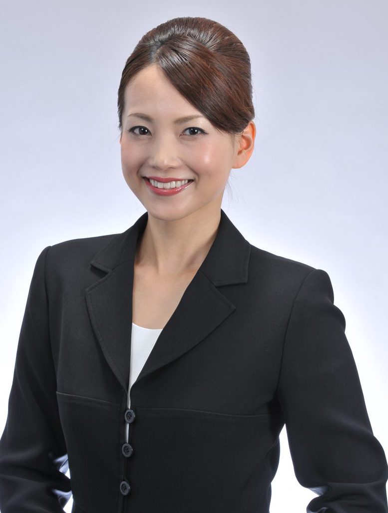 ビジネスポートレート 1カットデータ付8,800円 税込 ～三愛フォトスタジオの証明写真