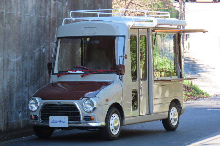 日野 11年ぶり！ウォークスルーバンがEVとして新登場！クラログ