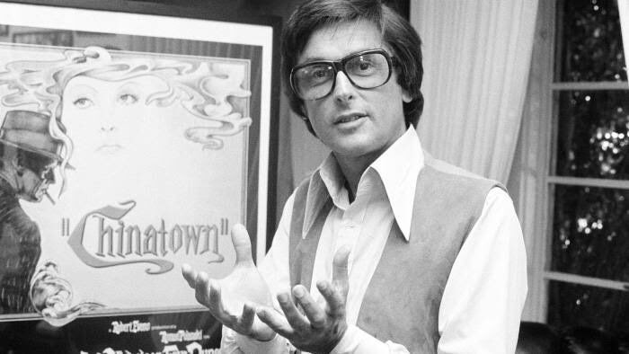 cb12928『００７ ムーンレイカー』プレス ロジャー・ムーア ロイス・チャイルズ ミシェル・ロンズデール ルイス・ギルバート