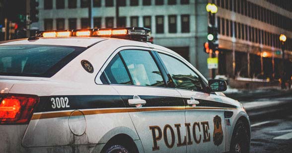 アメリカの警察はなぜ軍事化しているのか。デモ参加者に暴力を振るう背景にあるものハフポスト WORLD