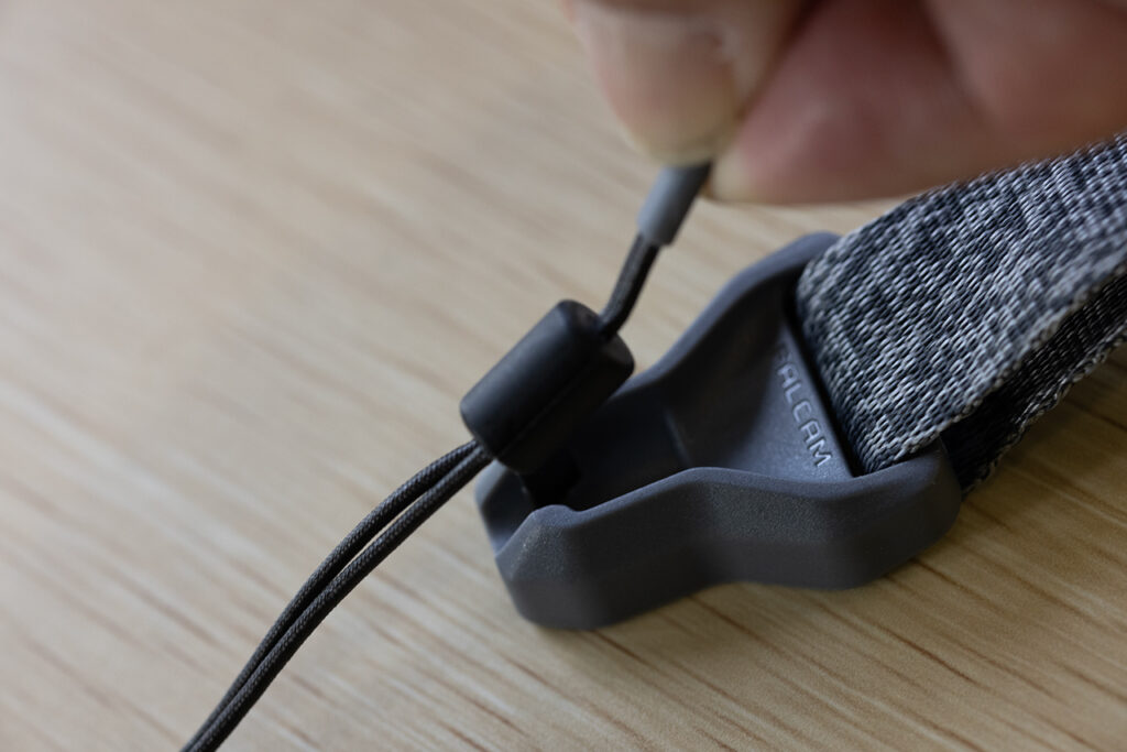 ワンタッチで付け替え可能、FALCAM「Maglink」対応のリストストラップなど - デジカメ Watch