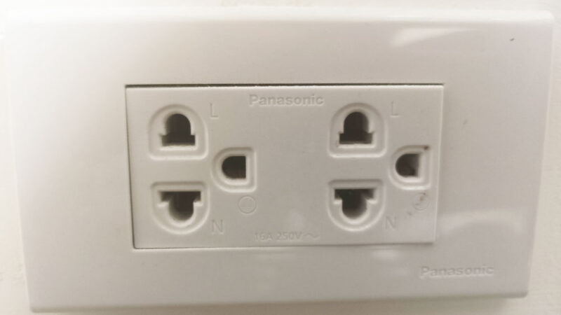 変圧器 海外旅行用 変圧器 220vから100v 韓国など対応 TA-40W